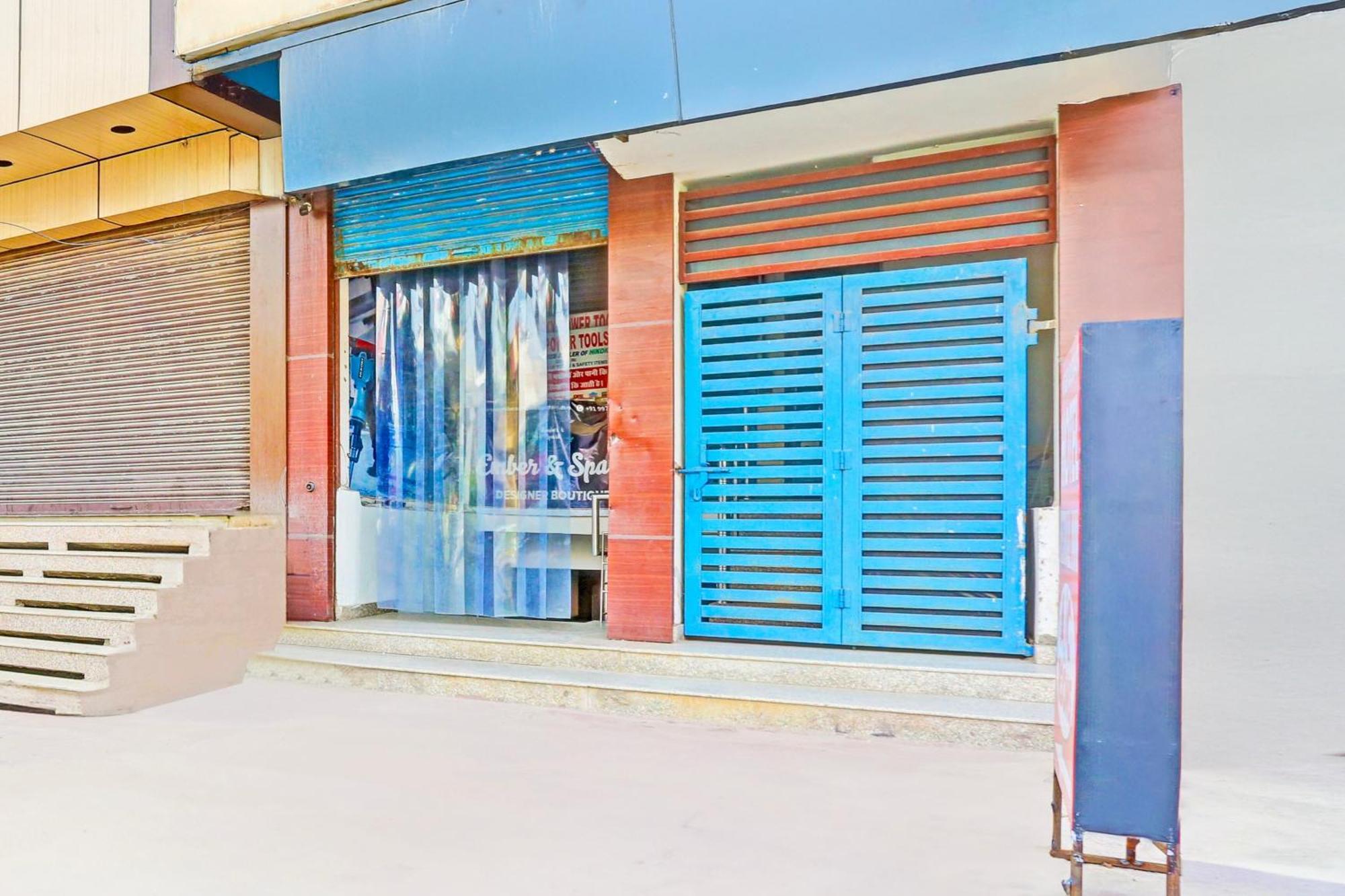 Hotel O Redbull Inn Gurgaon Buitenkant foto